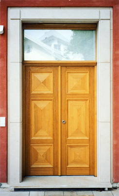 Haustüren & Fenster